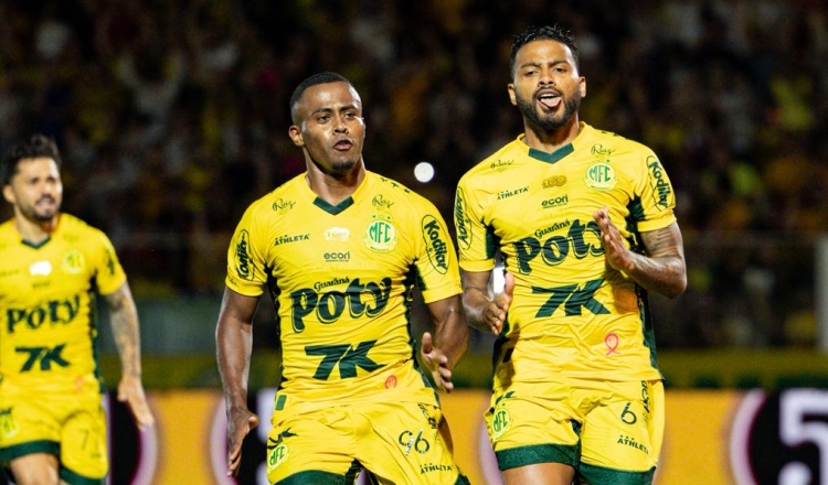 thumb 507ae01ae221eed109b49a860dd1d44f