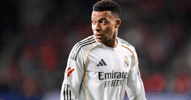 kylian mbappe 19w7c9r9qo6n41pssdoem0l0xl