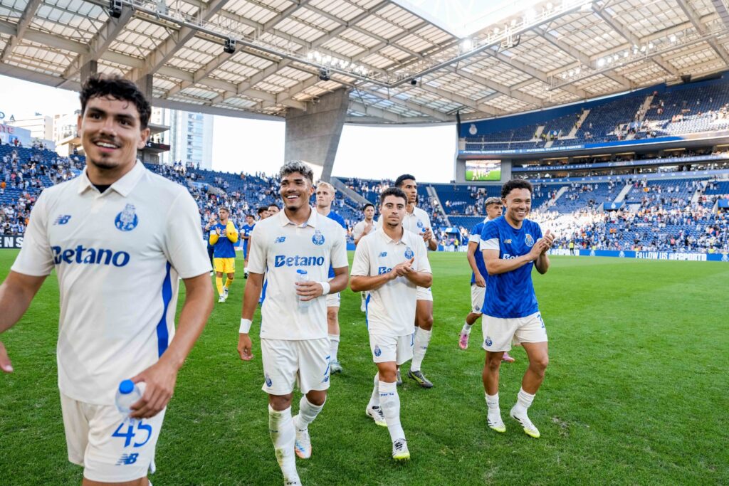 fc porto 1t1yh1lwwwekt1cxhbh1u8tk4p 1