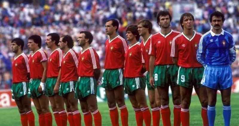 Faltam 30 metros ao futebol portugues. De organizacao e confianca Portugal 1986 800x423 1