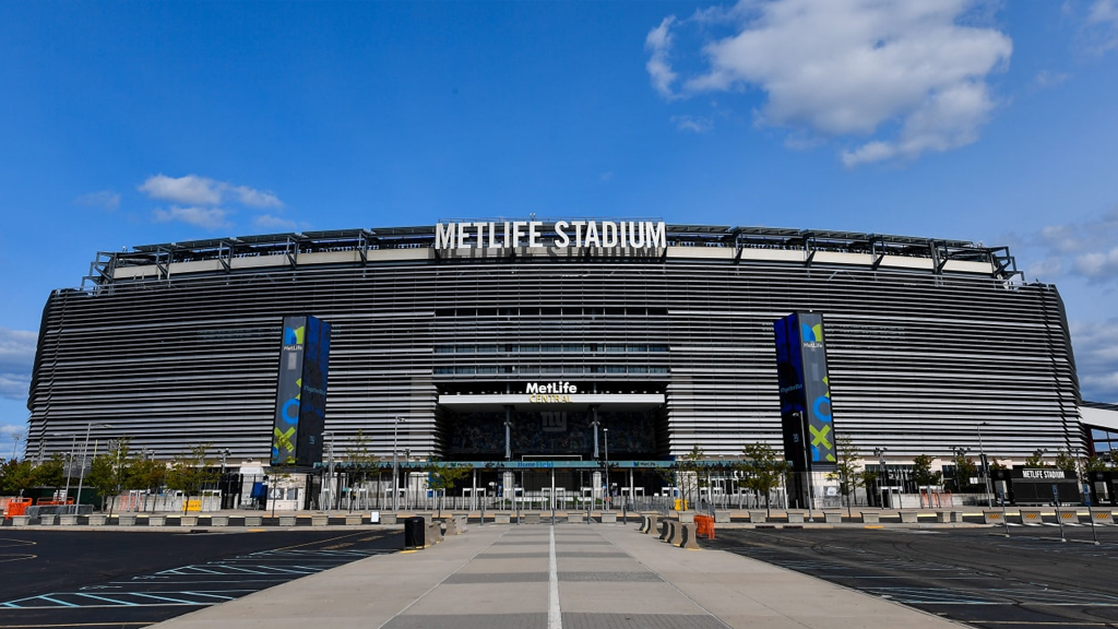 step inside metlife stadium 1